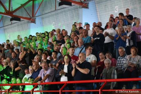 Ansambel bratov Poljanšek že 50 let navdihuje in zabava z nepozabnimi melodijami (71)